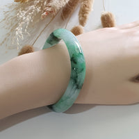 Translucent Brilliant Flower Green Jadeite “Art-De-Squarera” Bangle (JAC003023) 9