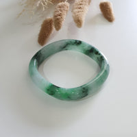 Translucent Brilliant Flower Green Jadeite “Art-De-Squarera” Bangle (JAC003023) 8
