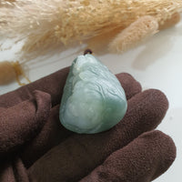 Translucent Icy Green Jadeite "Smiley Piglets in Giant Cabbage" (JAM000839) 7