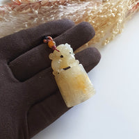 Good Translucency Icy Yellow "Auspicious Wealth Pixiu" Pendant (JAB004558) 3