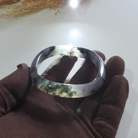 [Unique] Translucent Icy Black with Brilliant Lavender “Art-De-Squarera” Jadeite Bangle (JAC003256) 9