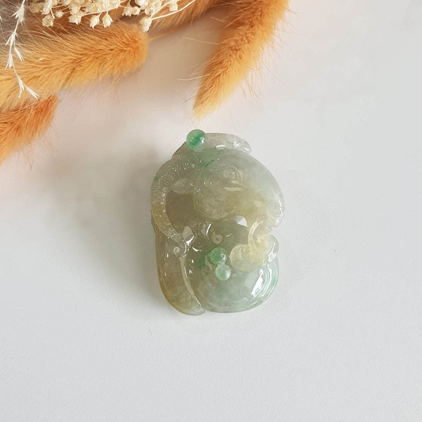 [Rare] Good Translucent Icy Yellow and Green "Majestic Goat & Ruyi" Pendant (JAB004340) 1