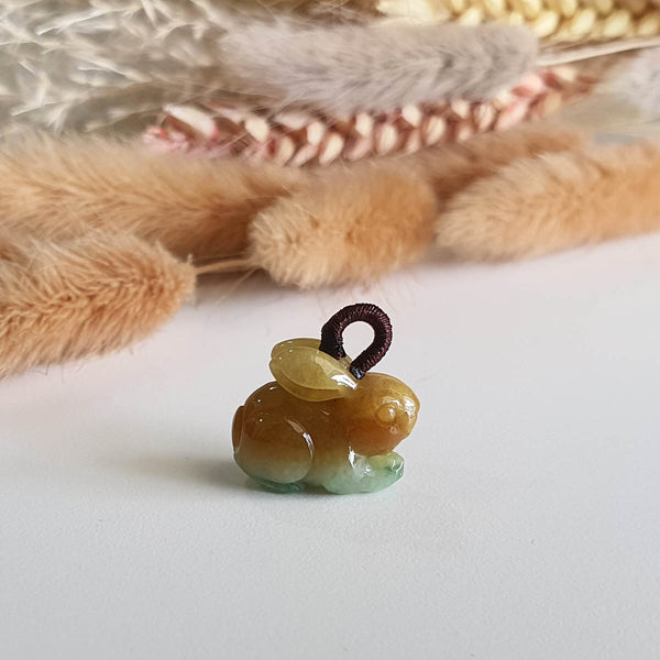Translucent Brilliant Yellow and Green Jadeite "Rabbit of Wealth" Pendant (JAB005160) 1
