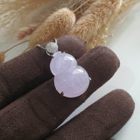 Good Translucency Icy Brilliant Lavender Jadeite "Amazing Hulu" Pendant (JAB005802) 2