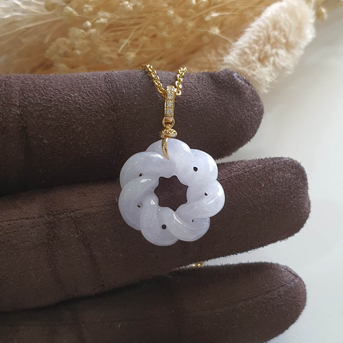 Translucent Lavender Jadeite “Eternity Knot” Pendant (JAB006606) 1
