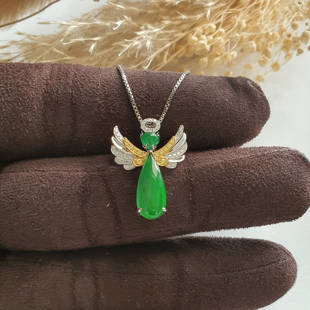 Highly Translucent Brilliant Apple Green Jadeite "Be My Angel" Pendant (JAB006727) 1