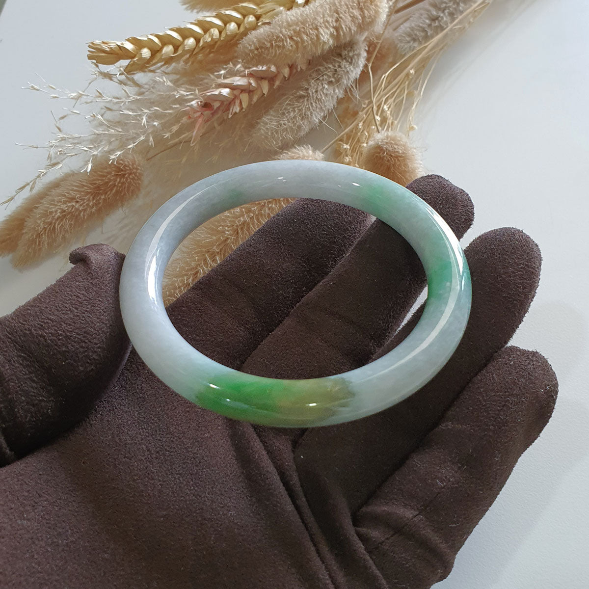 Translucent “Green Moss on Snow” with Green and Yellow Jadeite Princess Round Bangle (JAC002888) 1