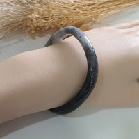 Translucent Icy Black with Green Jadeite “Art-De-Squarera” Bangle (JAC002910) 8