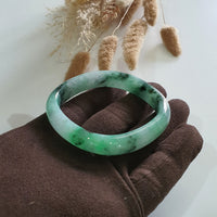 Translucent Brilliant Flower Green Jadeite “Art-De-Squarera” Bangle (JAC003023) 3