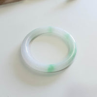 Translucent Moss Apple Green On Snow Jadeite ‘Scenery” Princess Round Bangle (JAC003346) 1