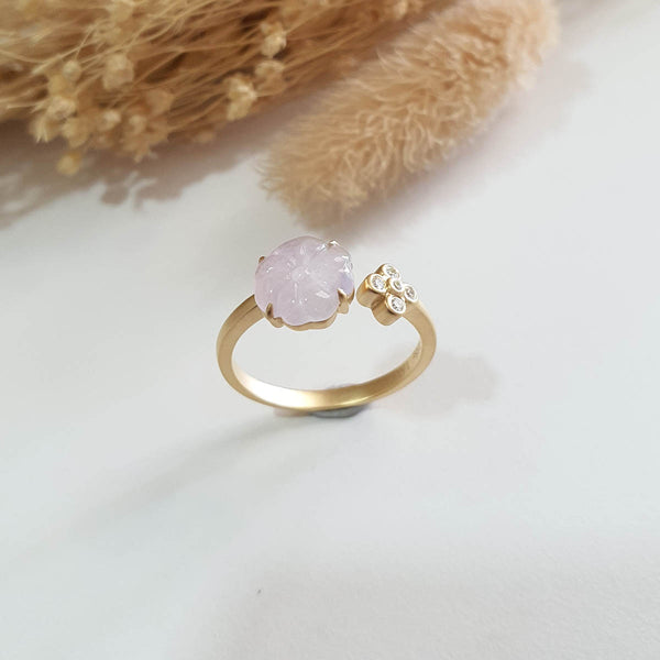 [Rare] Good Translucency Icy Lavender Jadeite "Clover Eternity" Ring (JAD001338) 1