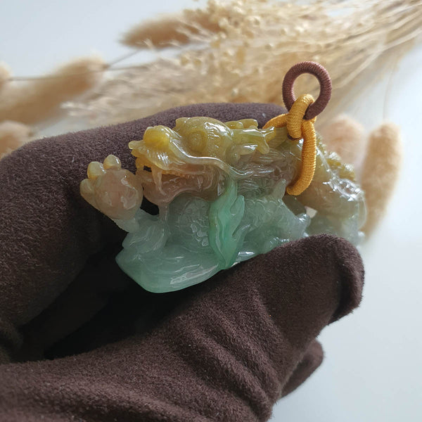 Translucent Tri-colour Jadeite "Celestial Dragon” Pendant (SJK000441) 1